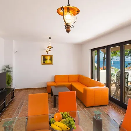 2 Bedroom Awesome In